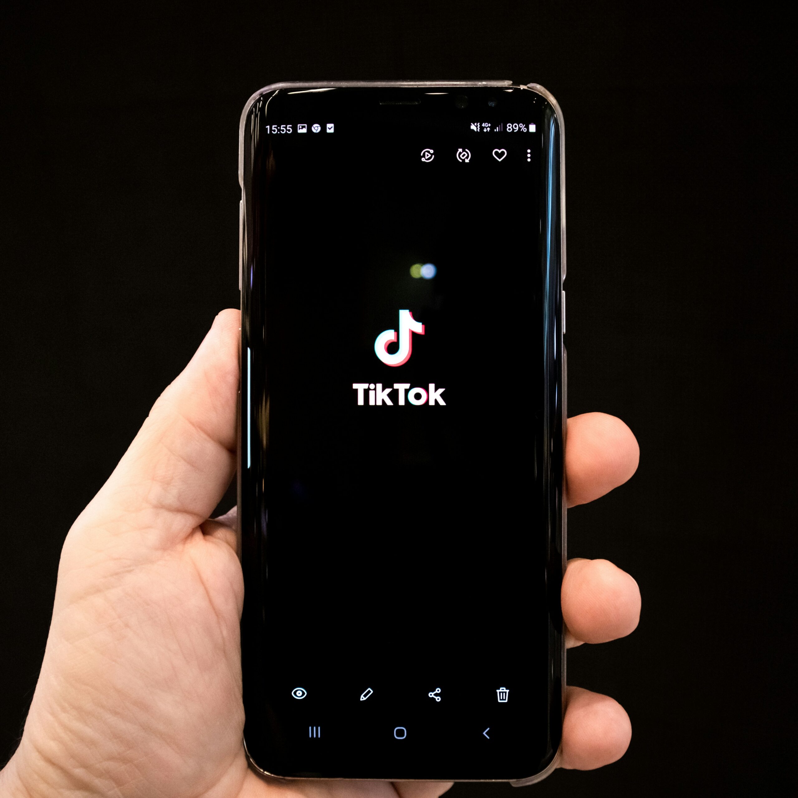 How to Choose the Perfect Camera for TikTok: A Complete Buyer’s Guide